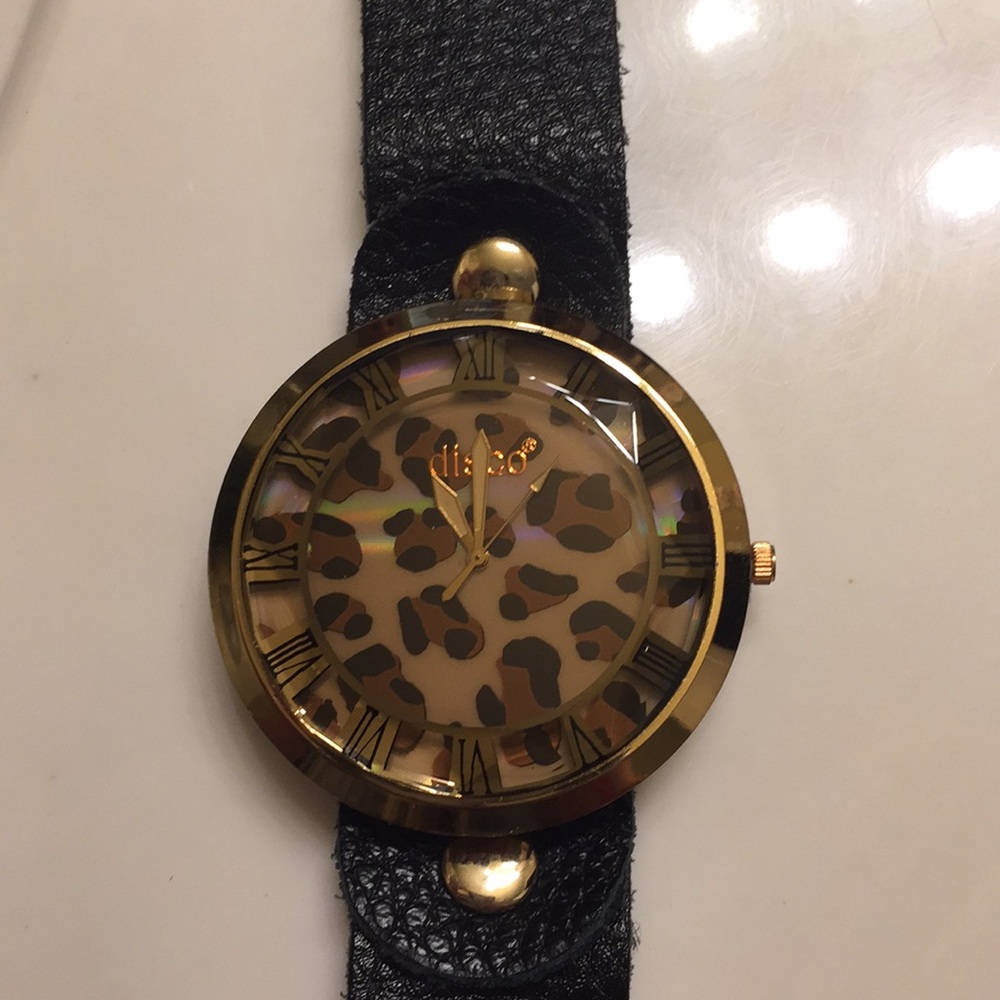 Leopard faced oversized watch